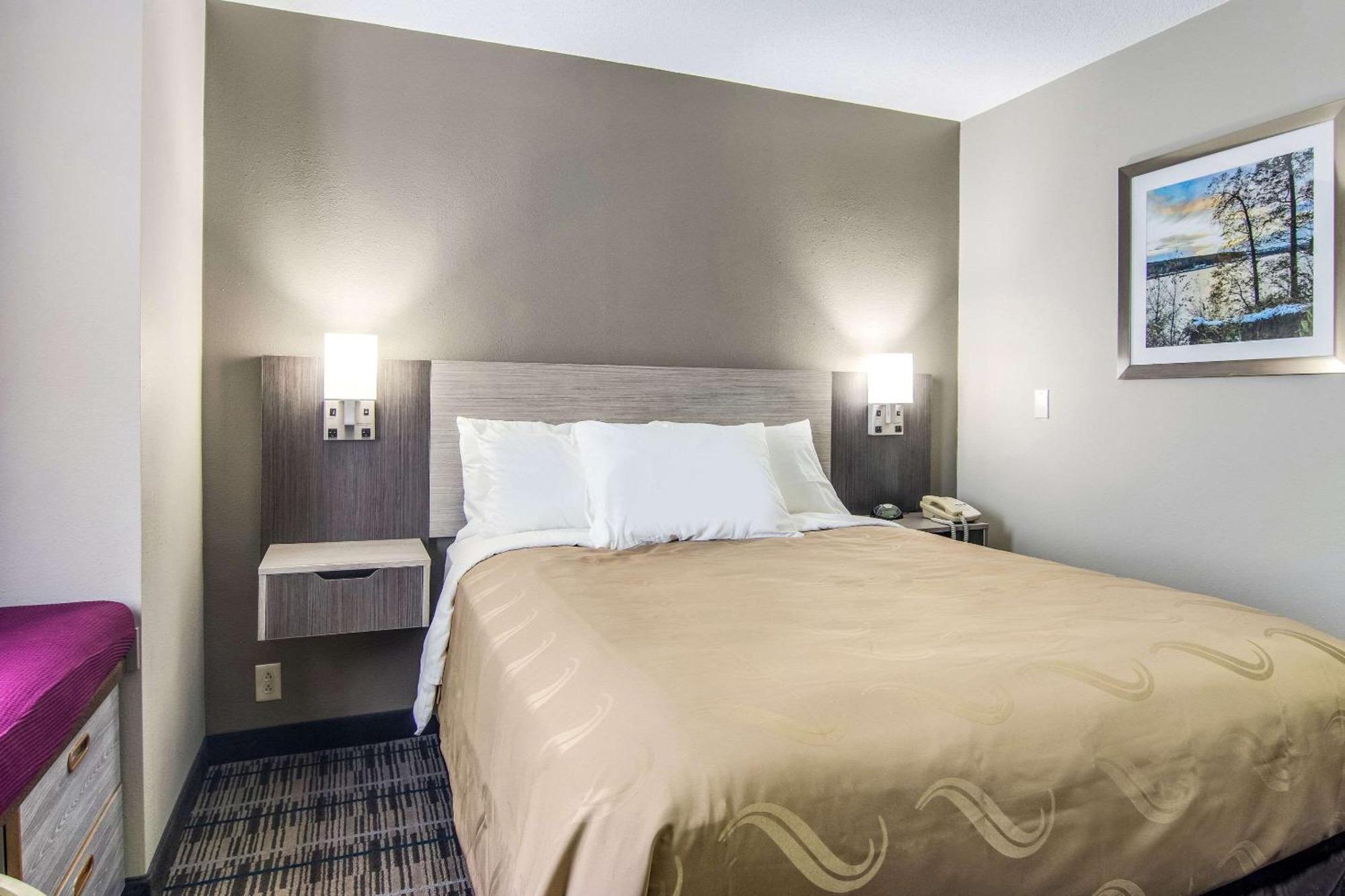 Quality Inn & Suites Grove City-Outlet Mall Экстерьер фото